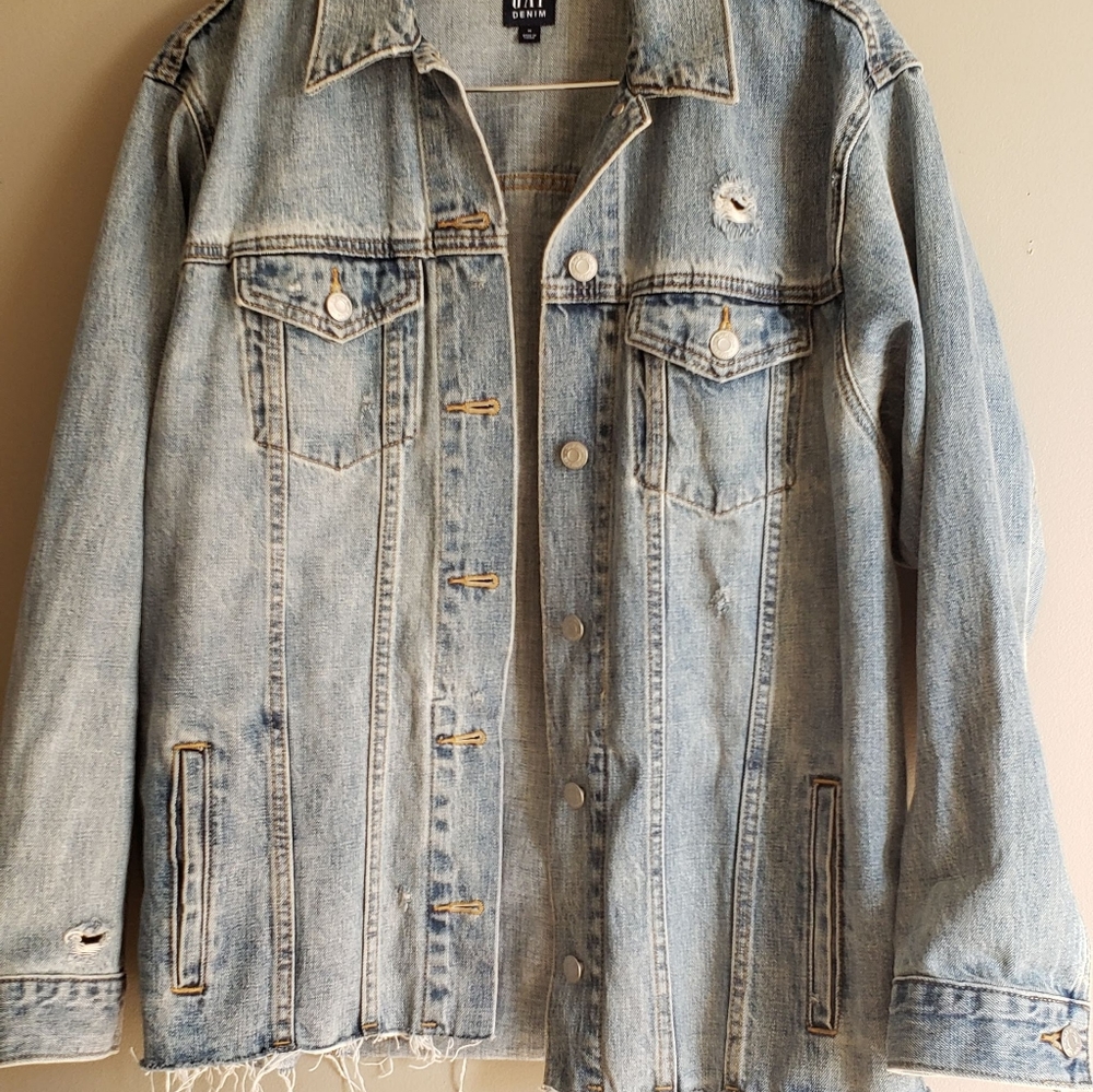 Gap Distressed oversize Denim Jacket Light Blue